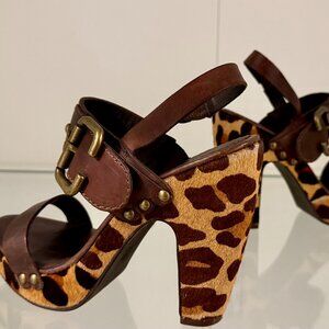 Fall Leather designer Sandal with burnished Brass Hardware BCBG MaxAzria